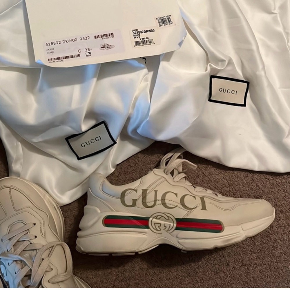 Women's Rhyton Gucci logo leather sneakers
